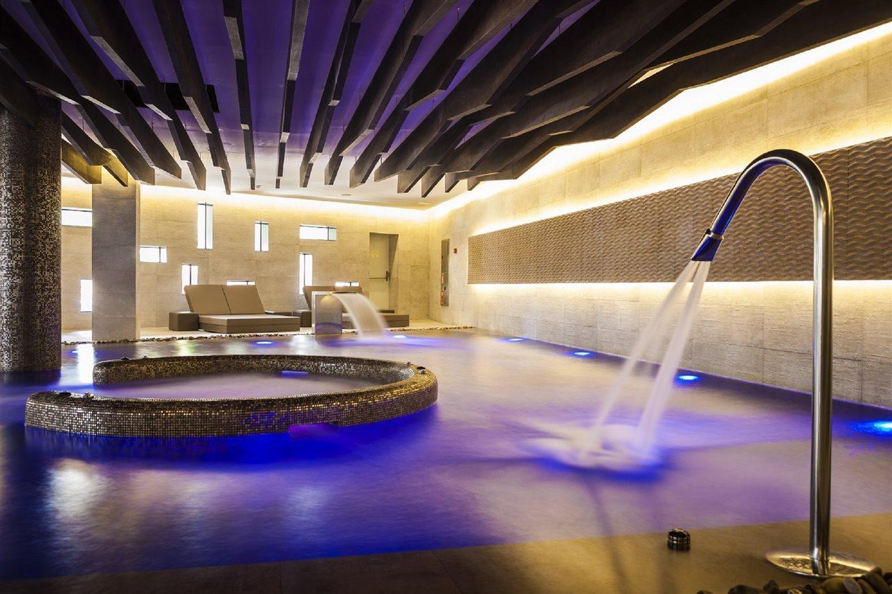 Hotel Serrano Palace Cala Ratjada  Extérieur photo