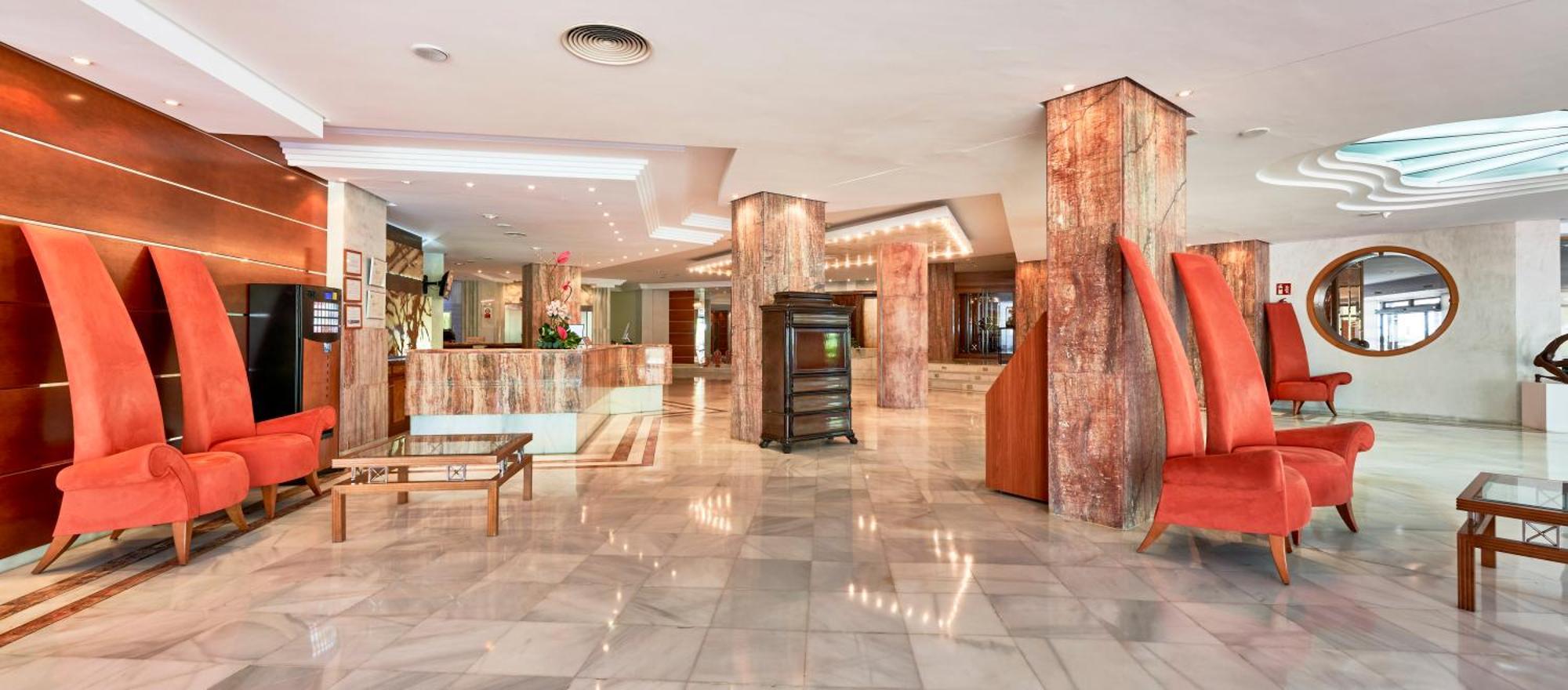 Hotel Serrano Palace Cala Ratjada  Extérieur photo