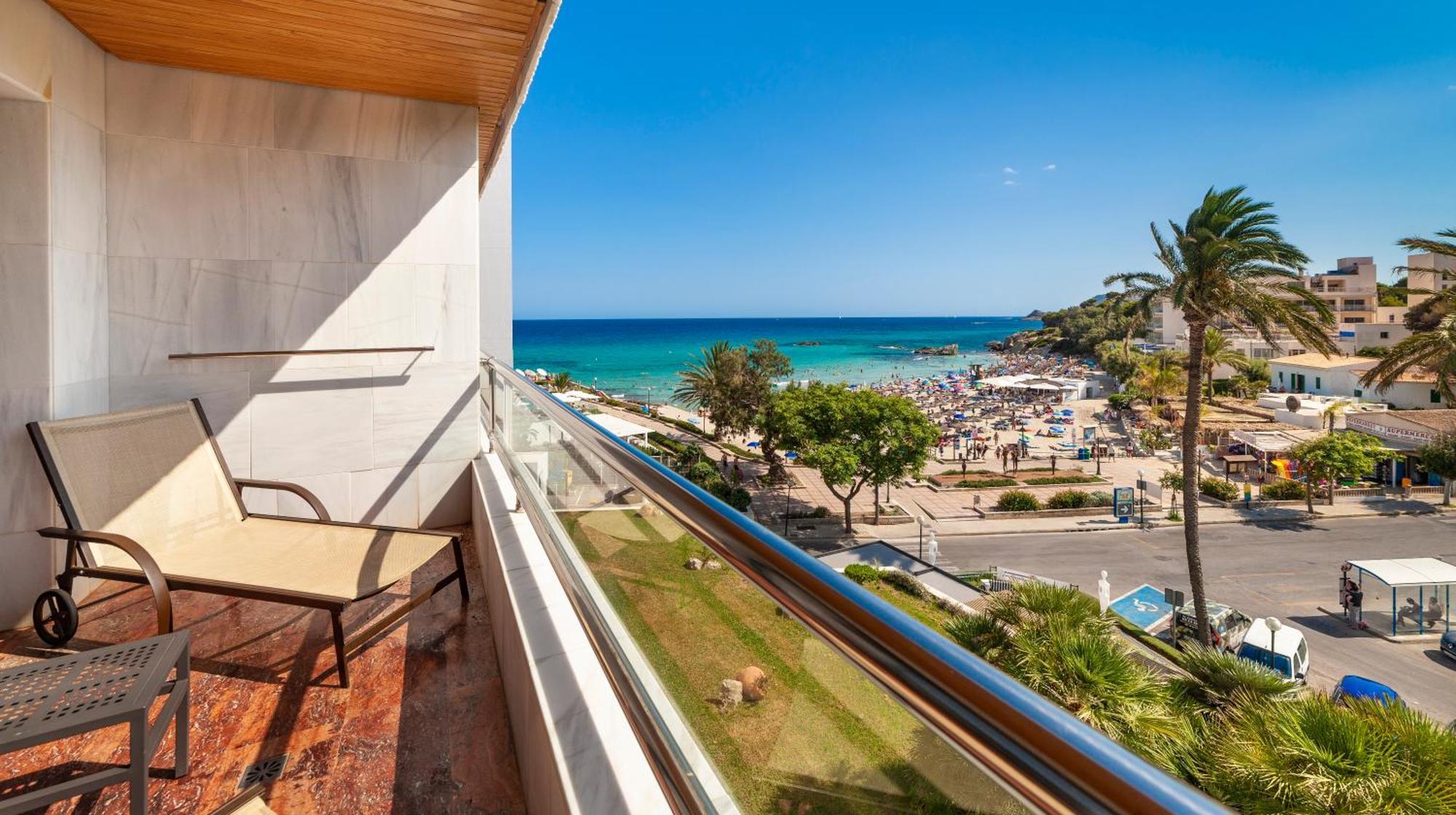 Hotel Serrano Palace Cala Ratjada  Extérieur photo