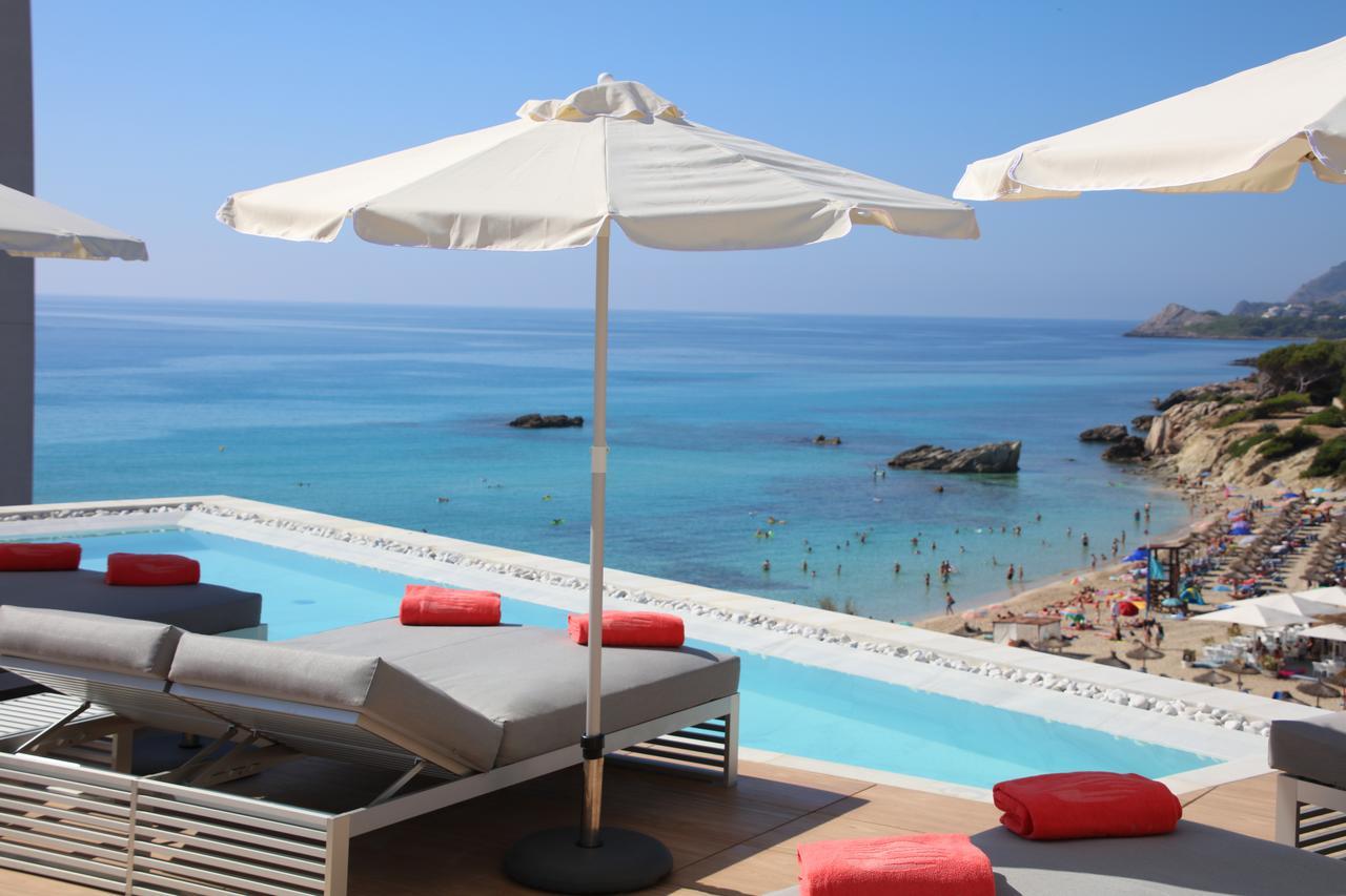 Hotel Serrano Palace Cala Ratjada  Extérieur photo