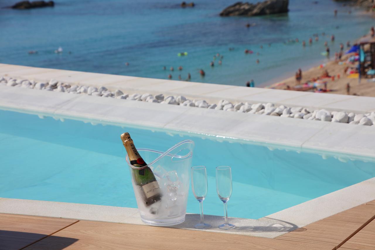 Hotel Serrano Palace Cala Ratjada  Extérieur photo