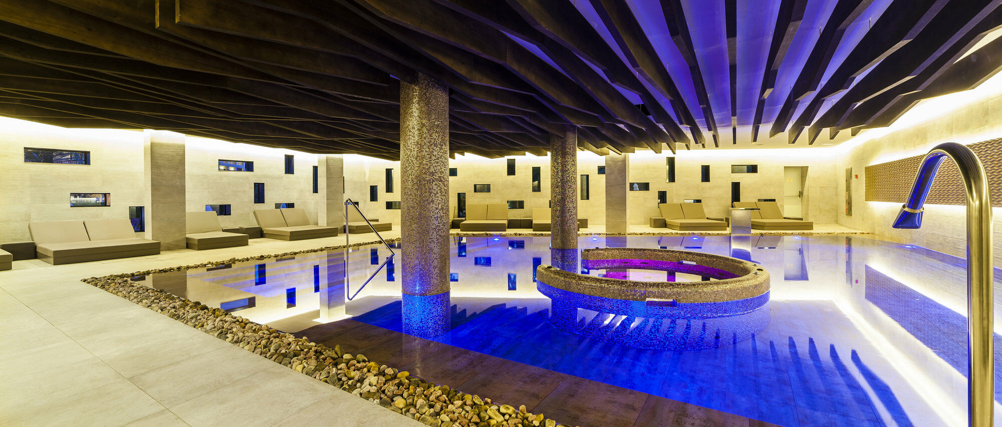 Hotel Serrano Palace Cala Ratjada  Extérieur photo